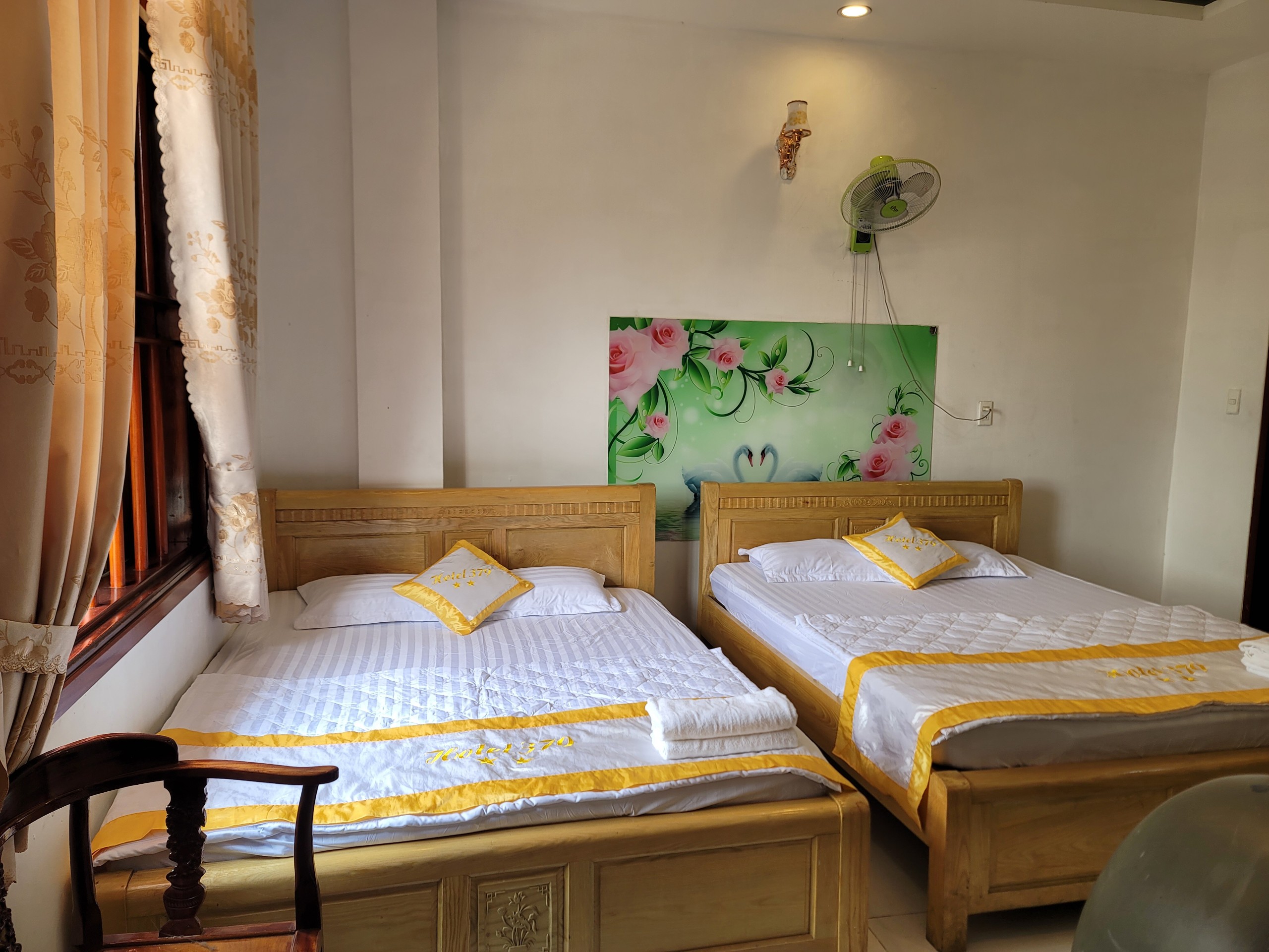 PHÒNG ĐÔI QUA ĐÊM