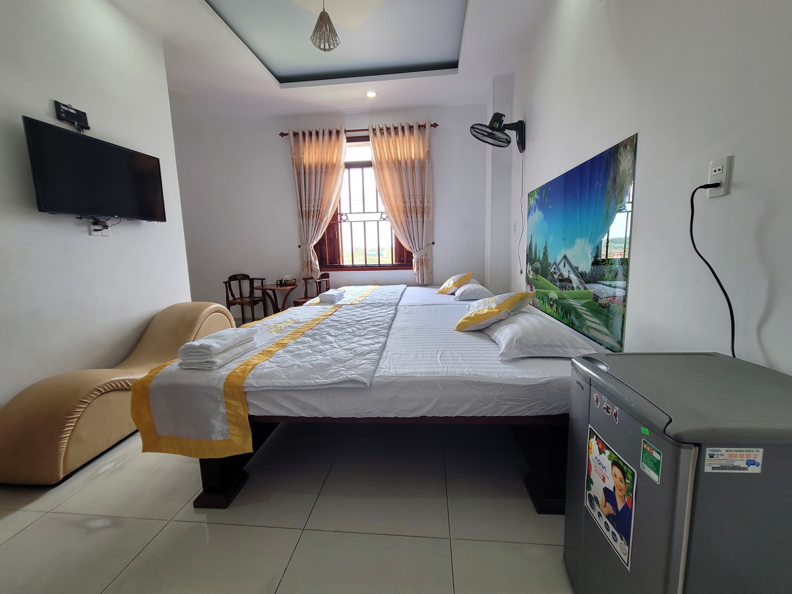 PHÒNG ĐÔI DÀI NGÀY